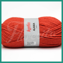 Cargar imagen en el visor de la galería, Estambre Katia Alaska