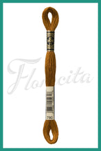 Cargar imagen en el visor de la galería, DMC 744 - 936